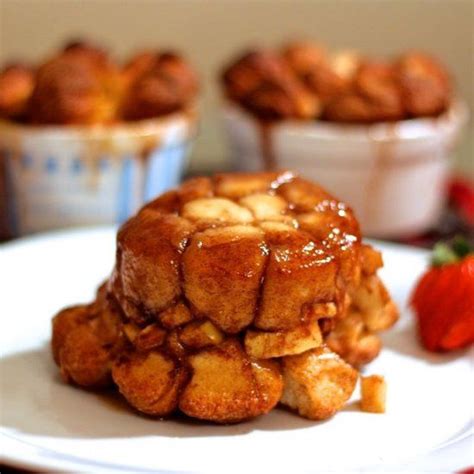 Butter, cinnamon, brown sugar, biscuit, brown sugar, cinnamon. Apple Fritter Monkey Bread For One- Sweet & buttery pull-apart bread made with refrigerator ...