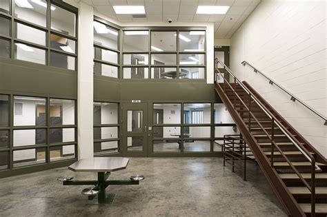 Minnehaha County Jail - Henry Carlson Company