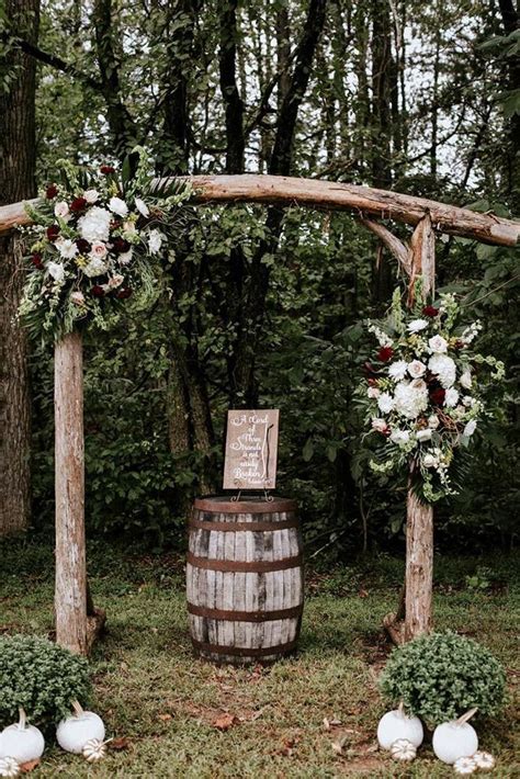 36 Rustic Wedding Decor For Country Ceremony Wedding Arbors Wedding