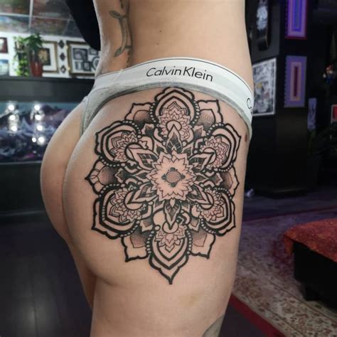 Tatuagem No Bumbum Inspira Es De Apaixonar Dicas De Mulheres