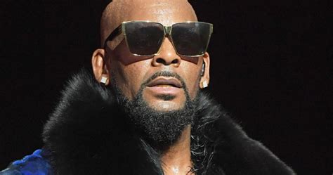 r kelly s brother carey says accusers are lying blacgoss
