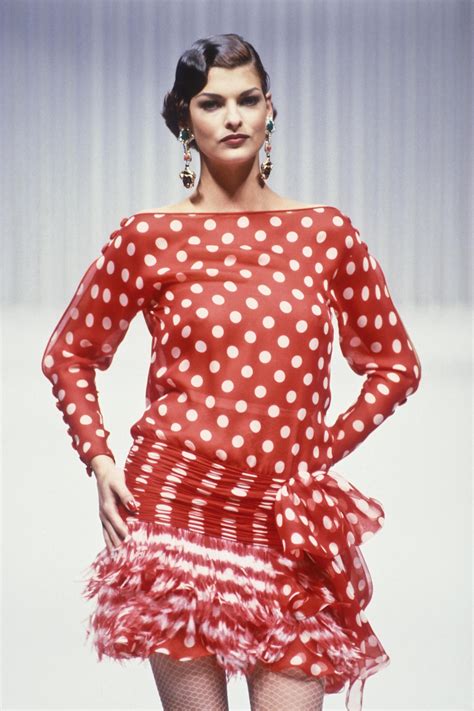 Linda Evangelista Valentino Haute Couture Ss 1992 Fashion Haute