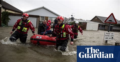 The Thames Floods In Pictures Environment The Guardian