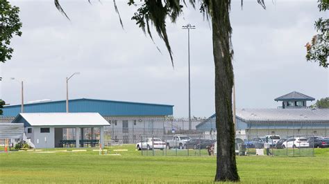 Editorial State Prisons Need Better Oversight