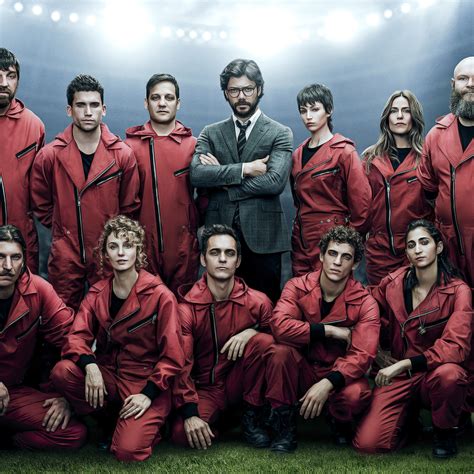 Also randomly show all money heist wallpapers with 'shuffle all images' option, or show your favorite money heist pics only with 'shuffle favorite images' option. 2048x2048 Money Heist Season 3 Ipad Air Wallpaper, HD TV Series 4K Wallpapers, Images, Photos ...