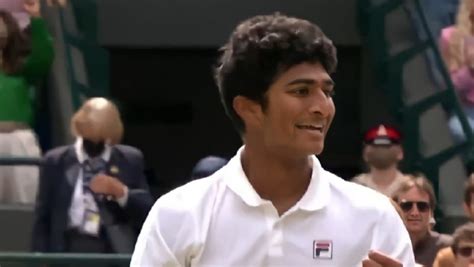 Indian American Samir Banerjee Wins Wimbledon Babes Singles Title NewsBharati