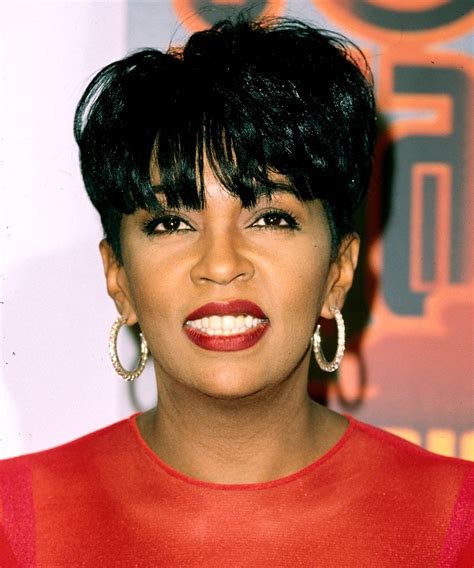 Has anyone worn RED Lipstick more Glamourously than Anita Baker