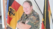 Er kam als NVA-Offizier in die Bundeswehr - Ostfriesen-Zeitung