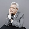 David Byrne: Unser Porträt über das Talking Heads-Mastermind | ROCK ANTENNE