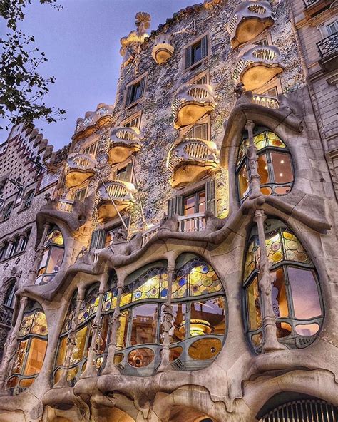 Casa Batlló Designed By Antoni Gaudi Located In Barcelona Spain📍🇪🇸