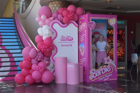 Barbie La Controvertida Rubia De Plástico Más Que Una Muñeca