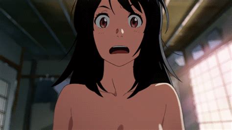 Гиф анимация Miyamizu Mitsuha Миямизу Митсуха из аниме Kimi No Na Wa