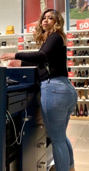 Nice Thick Latina Tight Jeans Forum