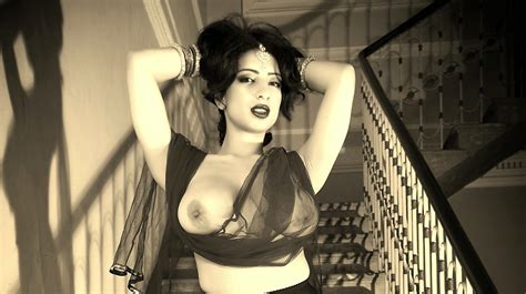Desi Indian Xxx Desi Dynamite Nude Pics Hot Sex Picture