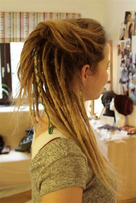 Best white girl dread hairstyles from 47 best white girl dreads and box braids images on. White girl with bottom half of head in dreads and top half ...