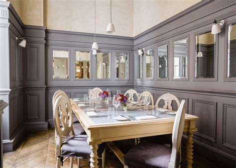 The venue offers a stylish and impressive private dining room for corporate and personal events seating. Luxury Private Dining Rooms at Aubaine - Mayfair