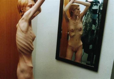 Skinny Nudes