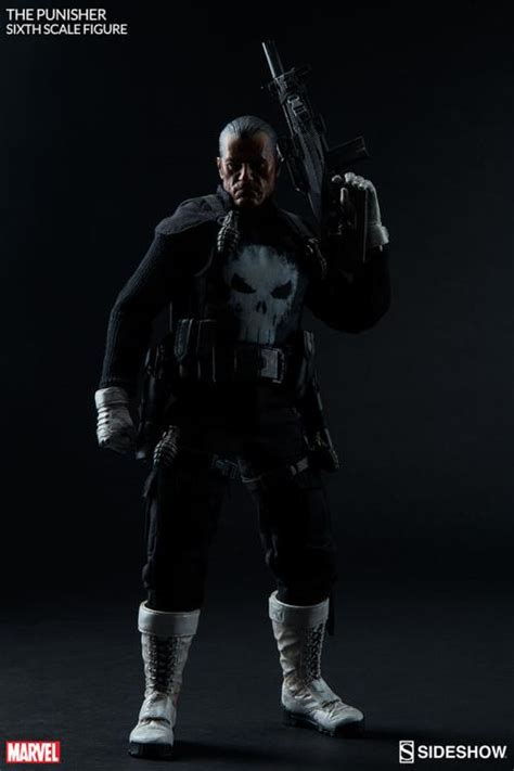 Marvel The Punisher 16th Scale Figure