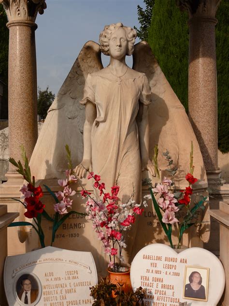 A Very Cool Cemetery In Nice France Cemetery Angels Cemetery
