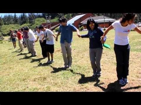 Otra de las ideas para juegos infantiles al aire libre es atender y percibir el entorno. Juegos Recreativos Grupo C 2016 - YouTube | Juegos recreativos, Juegos recreativos para adultos