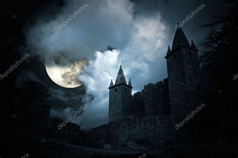 Mysterious Medieval Castle Stock Photo By ©zacariasdamata 39433465
