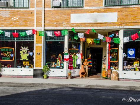 Traditional Mexican T Store Rent This Location On Giggster