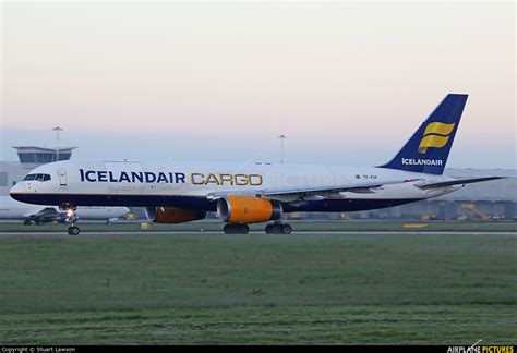 Tf Fih Icelandair Cargo Boeing 757 200f At East Midlands Photo Id