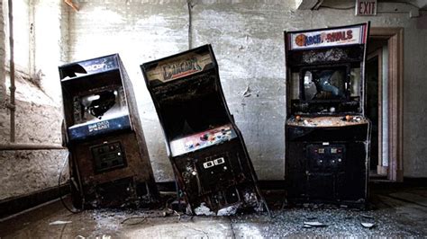 Mundo De Jogos De Arcade Abandonados Enocdigital