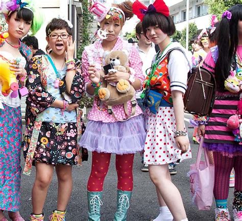 Cosplay In Japan Harajuku Fashion Harajuku Fashion Street Harajuku Outfits