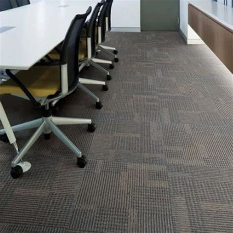Plain Rectangular Office Floor Carpet Rs 70 Square Feet Paradise