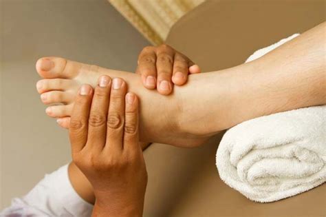 Foot Reflexology Lending A Healing Hand Foot Reflexology