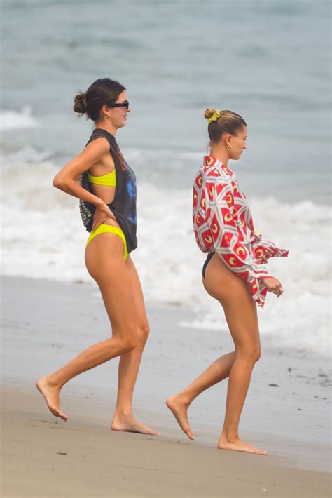 Kendall Jenner Hailey Baldwin Enjoy A Girls Day In Malibu 93 Photos