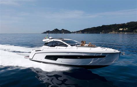 Used Azimut 45 Atlantis Yacht For Sale Si Yachts