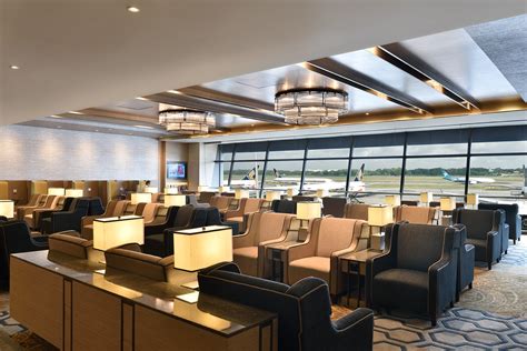 Citibank premiermiles card is a frequent flyer's card with priority pass lounge access in airports, travel insurance, miles that don't expire, and online travel booking promotions. Citibank PremierMiles Visa switches lounge provider to (a ...