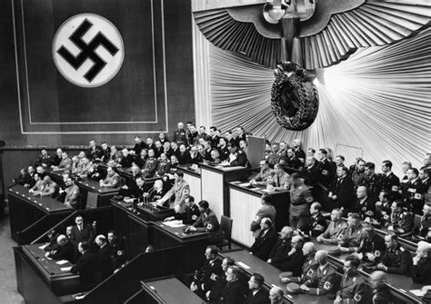 Hitler Com Nata La Leggenda Delle Sue Origini Ebraiche Gazzetta