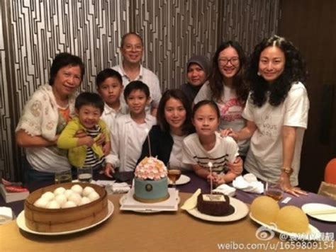Anita Yuens Son Brings Chronically Ill Kid To Amusement Park