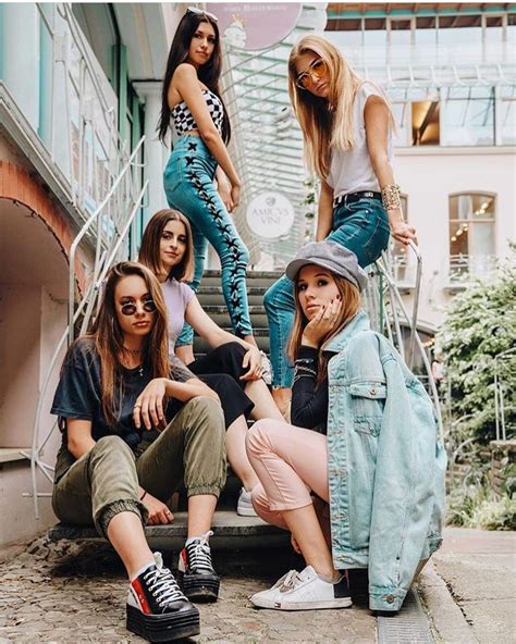 Girls Girls Girls ️ Friend Poses Friend Photoshoot Group Photo