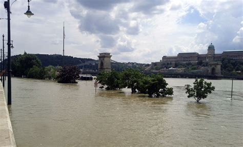 Árvíz Magyarországon - Hétfői képek (2013. június 10.) | Az online ...
