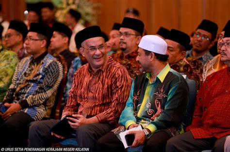 Pejabat menteri besar kelantan, aras 10, mabna mbi, blok 8 kompleks kota darul naim 15503 kota bharu, kelantan tel : MAJLIS AMANAT MENTERI BESAR DAN PERHIMPUNAN PENJAWAT AWAM ...