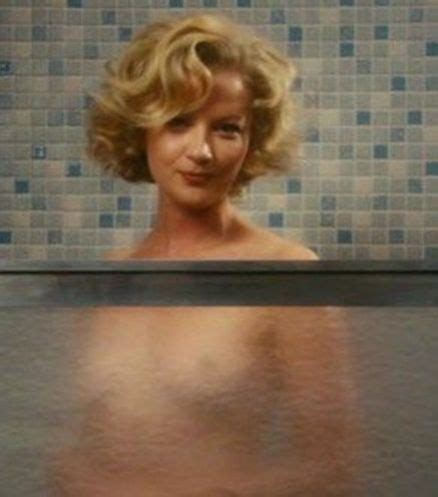 Gretchen Mol Naked An American Affair Pics Nudebase Com
