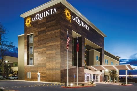 Fresh fruit, waffles and muffins are some of the breakfast options at plattsburgh la quinta. La Quinta Inn & Suites Lubbock South - Lubbock, TX Hotel