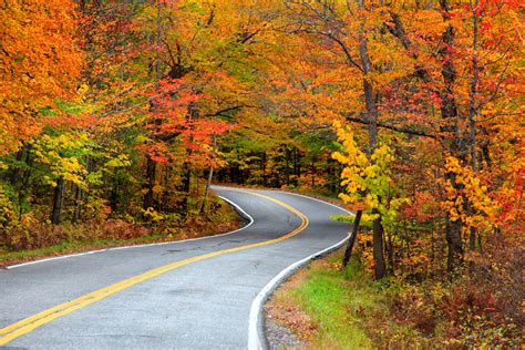 Fall Foliage Road Trips In The USA For Your Bucketlist Linda On The Run