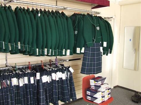 Telltale Benefits Of Purchasing School Uniform From A Reputable Shop