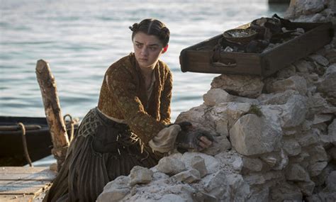 Game Of Thrones Season 7 Arya Stark Set For Huge Reunion But Who With