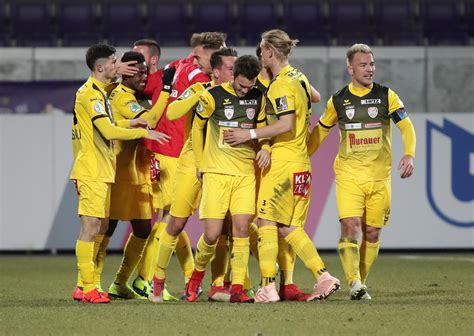 Tabele grupy wschodniej i grupy zachodniej, wyniki meczów drugiej ligi. Fußball 2. Liga: Ein Auftakt nach Maß - Mürztal