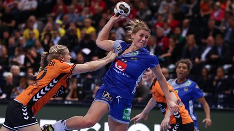 Den spielplan mit ergebnissen, wo sie die spiele sehen können und weitere infos finden sie hier. Handball-WM der Frauen 2019: Spielplan, TV, Termine ...