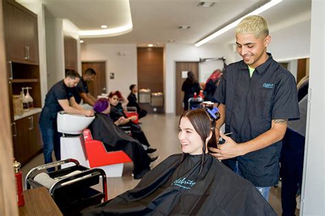 Salon And Spa Celebrity School Of Beauty