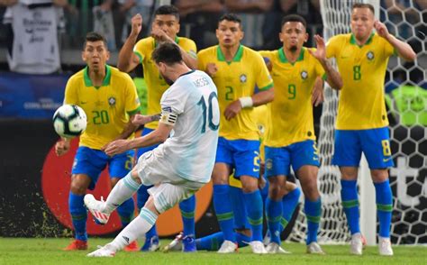 Sigue en directo y online el partido de semifinal de la copa américa 2019. Copa América: Revive Messi, muere Argentina ante Brasil ...