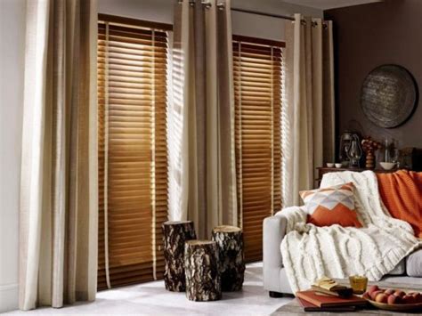 Are Curtains And Blinds Compatible How To Combine Them Correctly Hackrea
