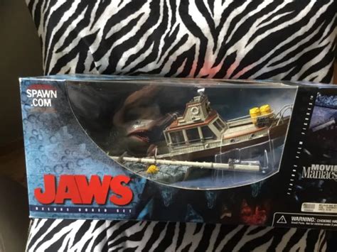 Jaws Deluxe Box Set Series 4 Mcfarlane Toys Movie Maniacs Shark Never